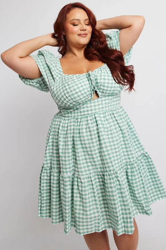 Mini dress with high-low hem-Green Check Fit And Flare Dress Short Sleeve Tiered