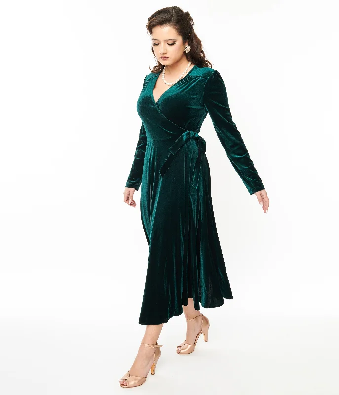 Off-white midi dress-Collectif 1940s Green Velvet Kendra Wrap Dress