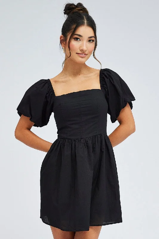 Chic mini dress with belt-Black Fit and Flare Dress Short Sleeve