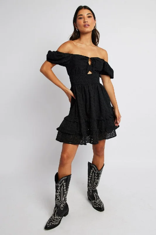 Mini dress with bell cuff-Black Fit and Flare Dress Short Sleeve Embroidered