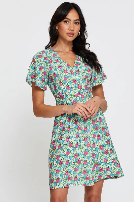 Mini dress with pleated bodice-Print Fit And Flare Dress Short Sleeve V Neck